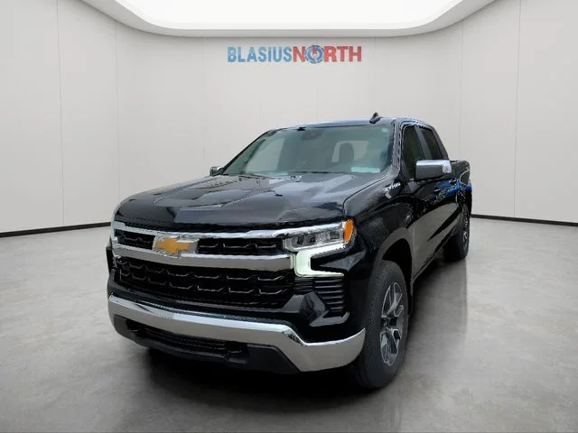 Pre-Owned 2024 Chevrolet Silverado 1500 LT