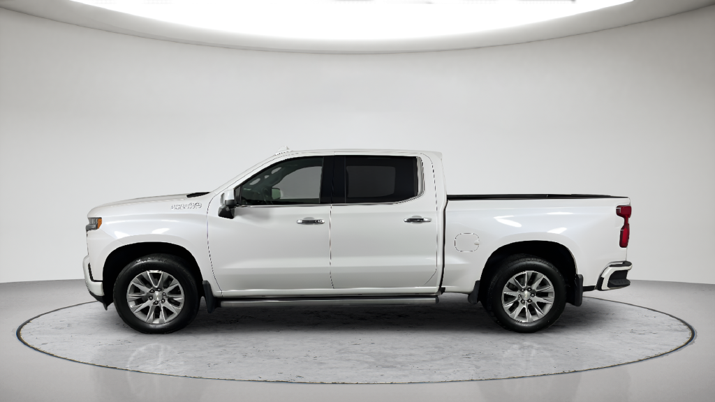 Used 2022 Beige Chevrolet High Country image 12