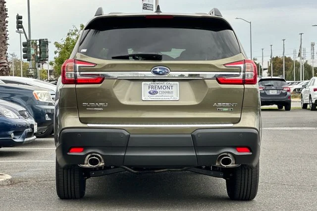 New 2026 AUTUMN GREEN METALLIC Subaru Touring 7-Passenger image 5