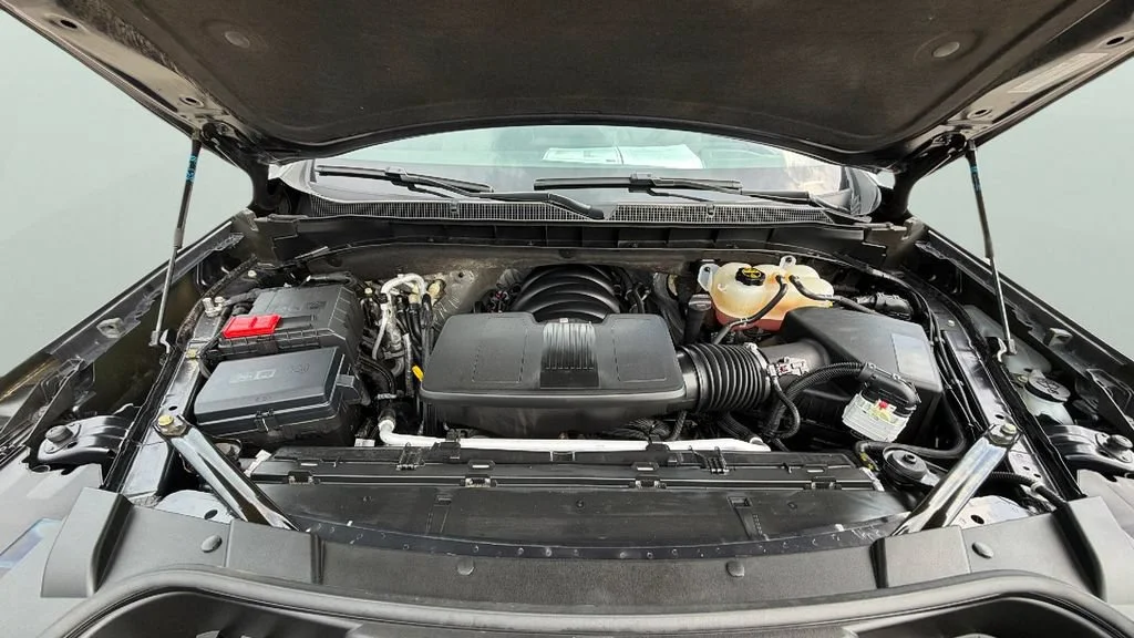 Used 2025 Dark Ash Metallic Chevrolet Premier image 39