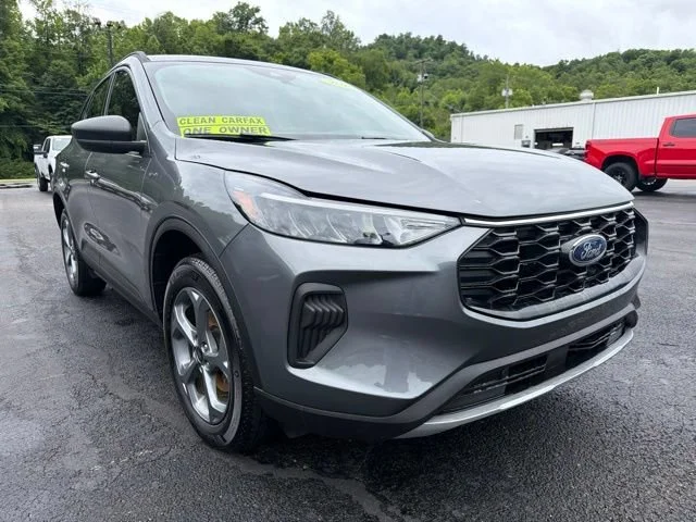 Used 2025 Gray Ford ST-Line image 2