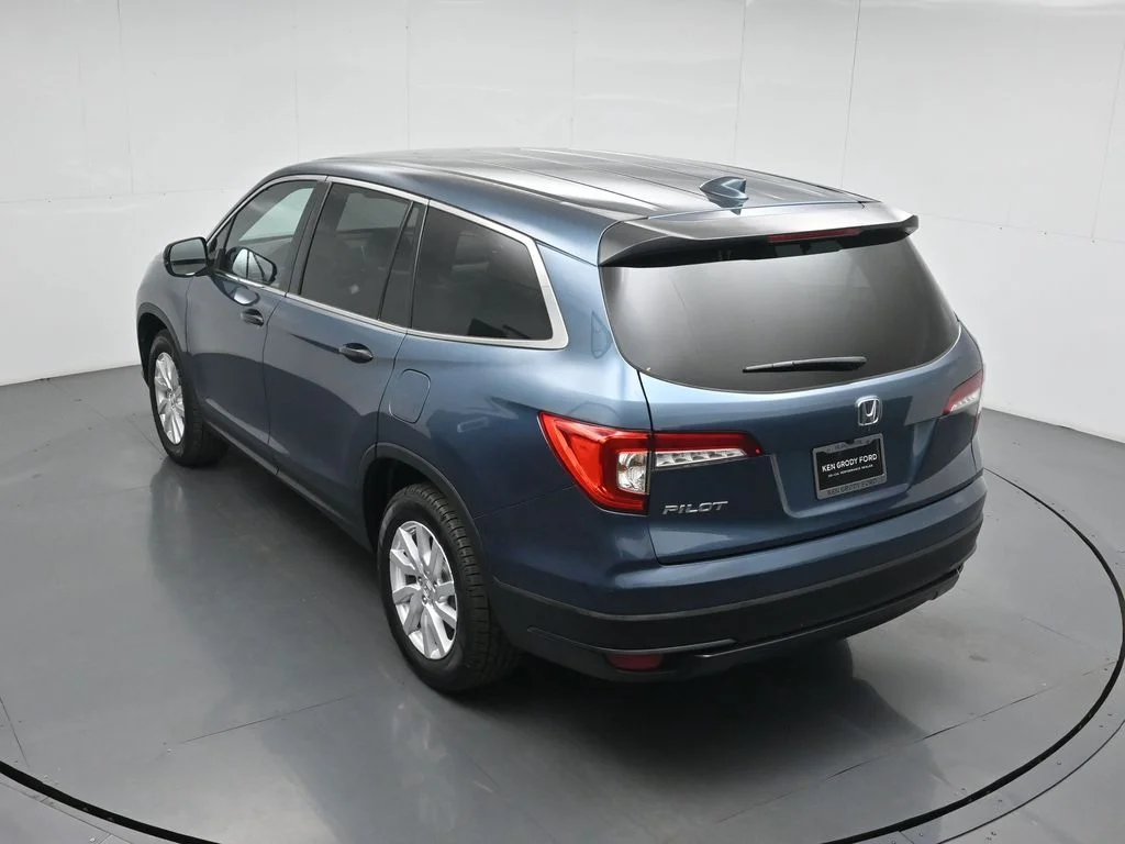 Used 2019 Black Honda LX image 43