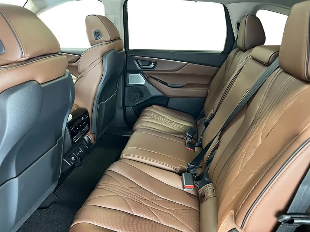New 2026 Liquid Carbon Metallic Acura w/Advance Package image 30