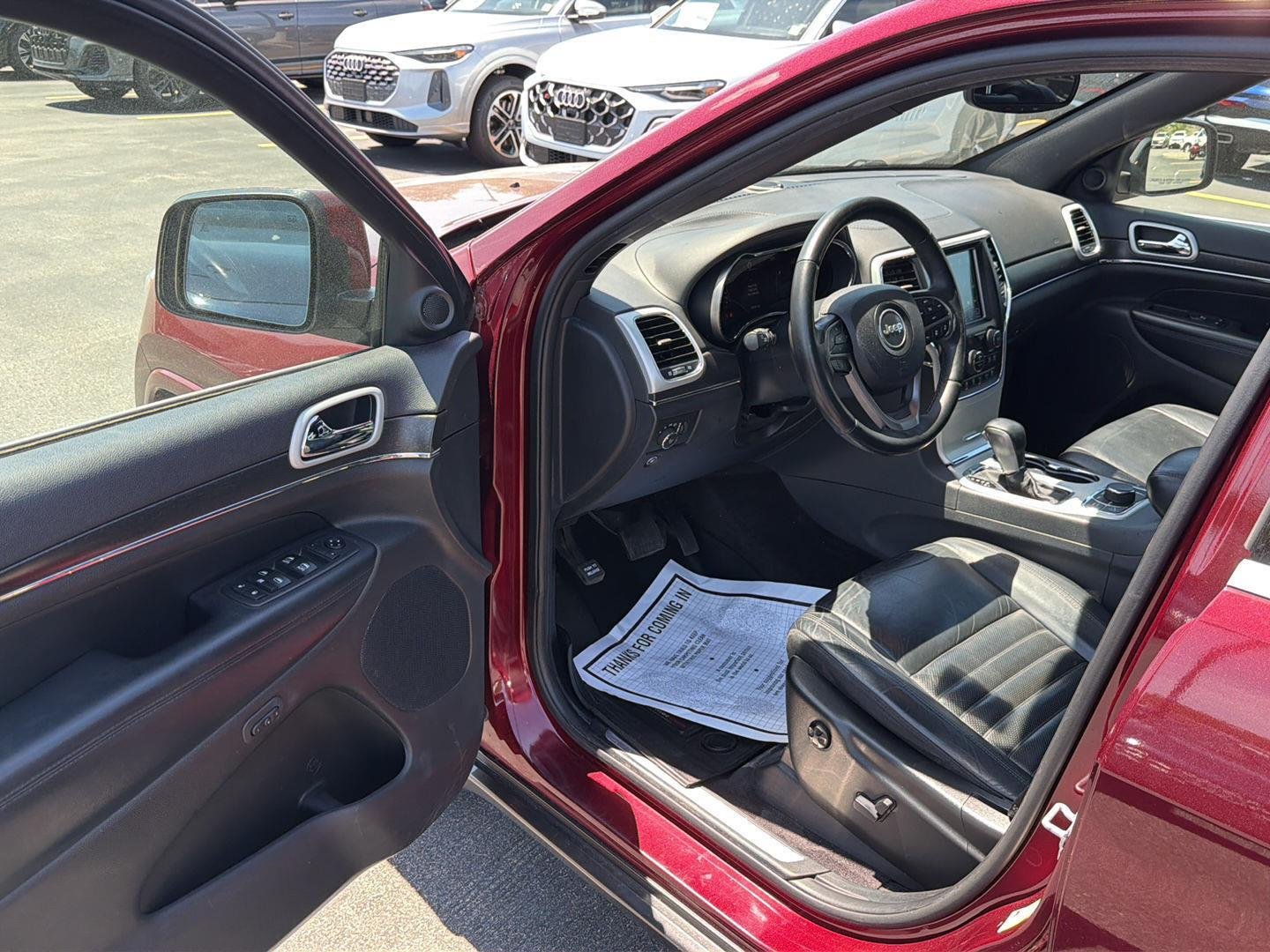 Used 2018 Velvet Red Pearlcoat Jeep Sterling Edition image 10