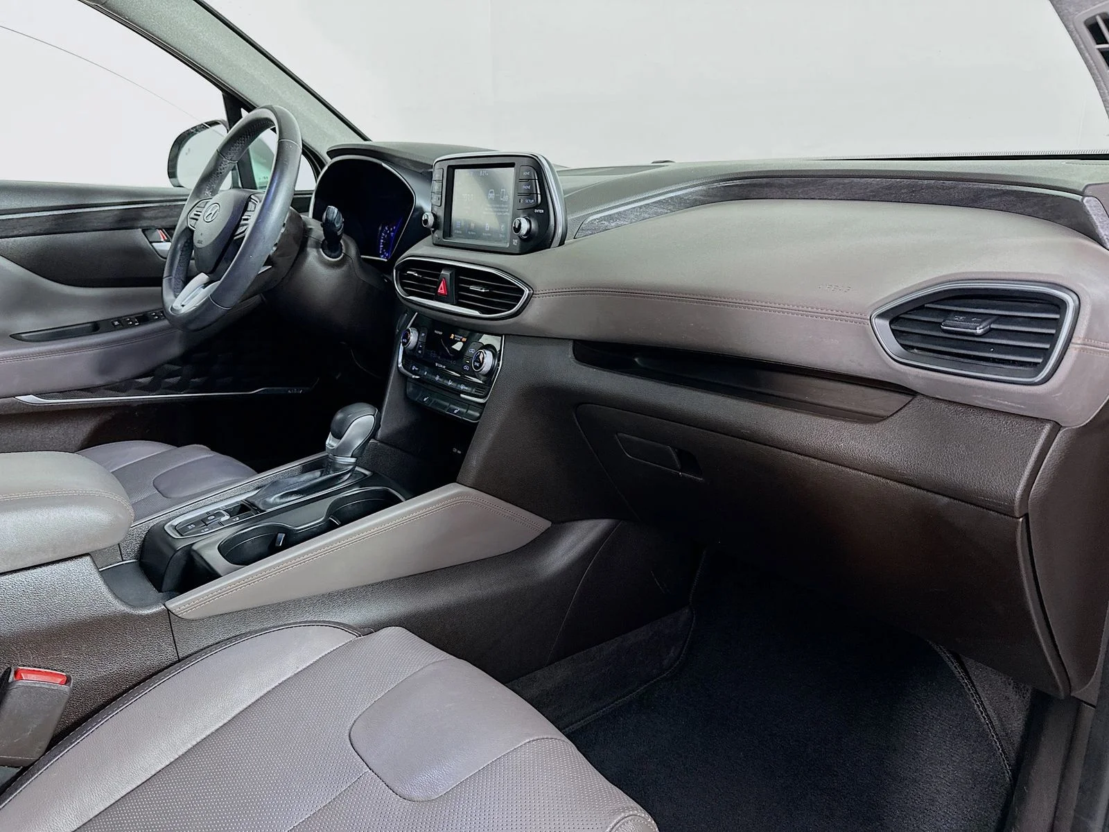 Used 2019 Symphony Silver Hyundai Limited image 30