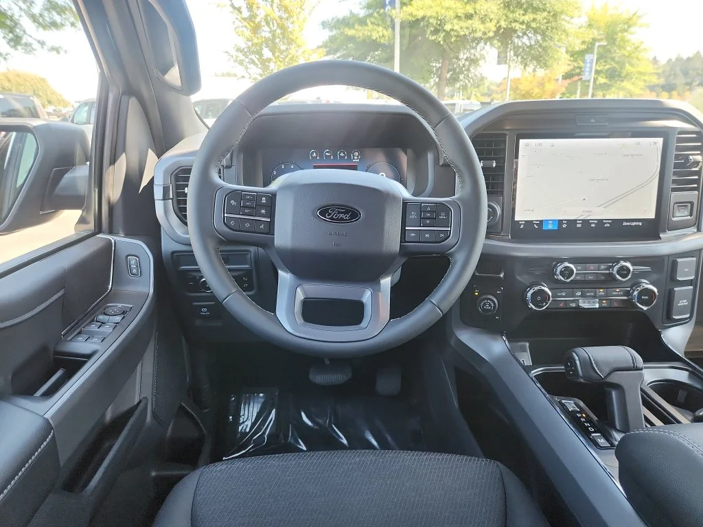 New 2026 Blue Ford XLT image 19