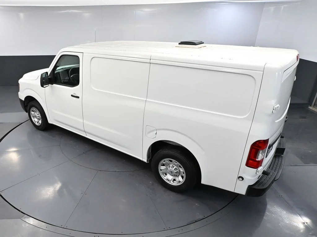 Used 2019 White Nissan SV image 48