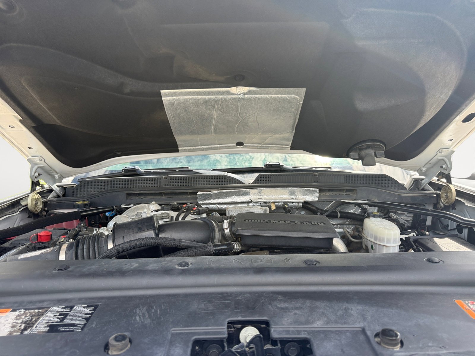 Used 2019 WHITE FROST TRICOAT GMC Denali image 32