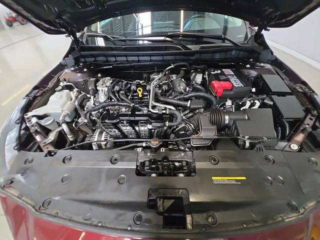 Used 2025  Nissan 2.5 SV image 24