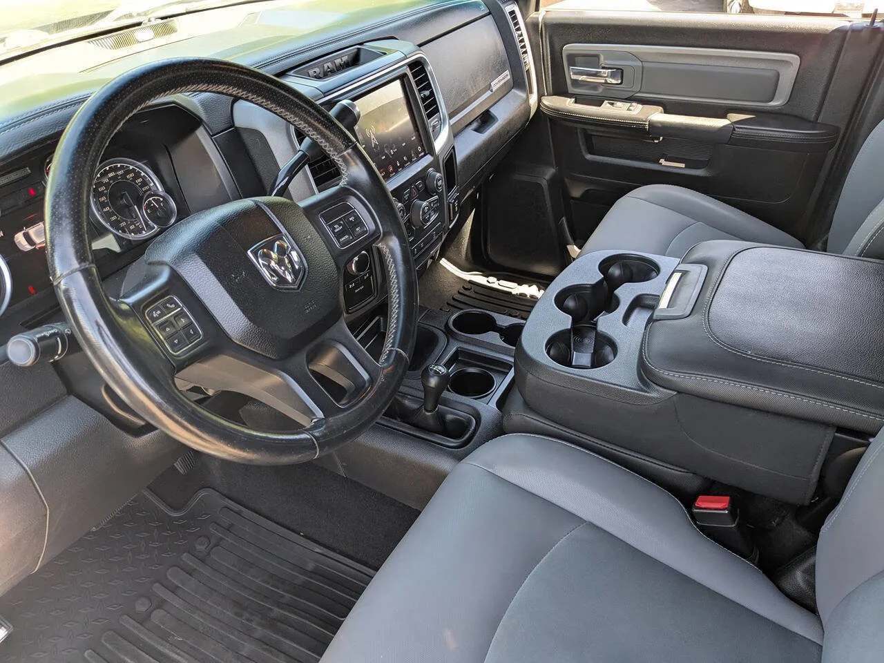 Used 2018 Brilliant Black Crystal Pearlcoat Ram Power Wagon image 20