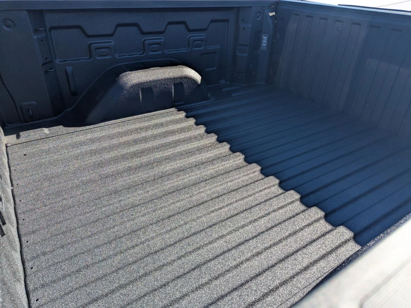 New 2026 Onyx Black GMC Elevation image 23