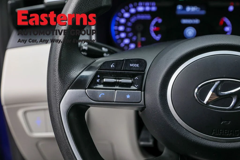 Used 2024 Blue Hyundai SEL image 15