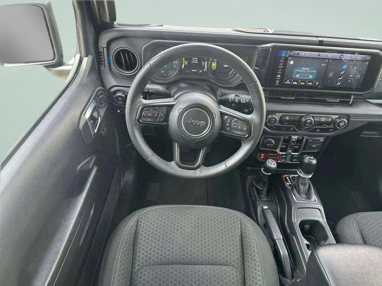 Used 2024 Anvil Clear Coat Jeep Rubicon image 20