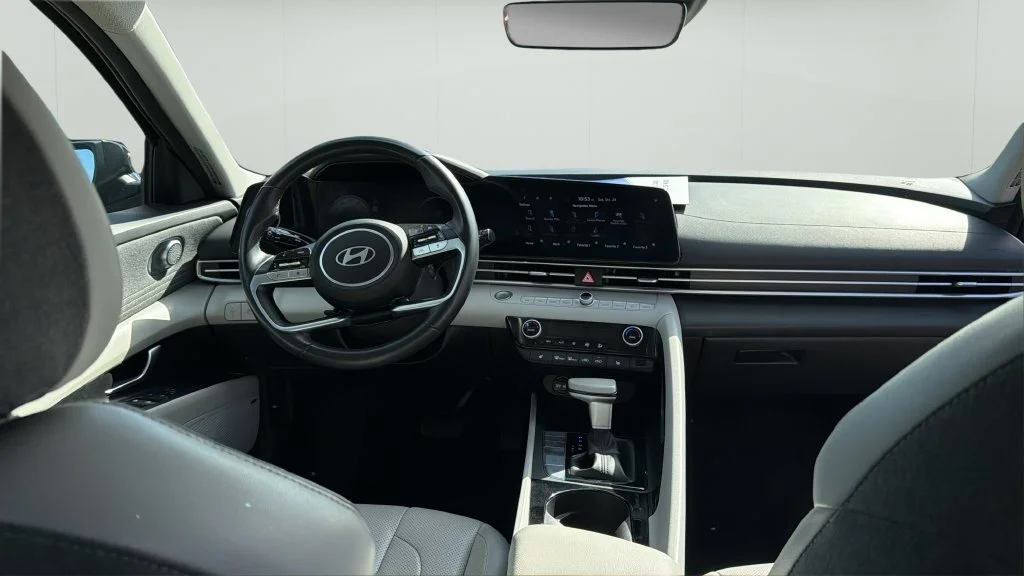 Used 2024 Black Hyundai Limited image 14