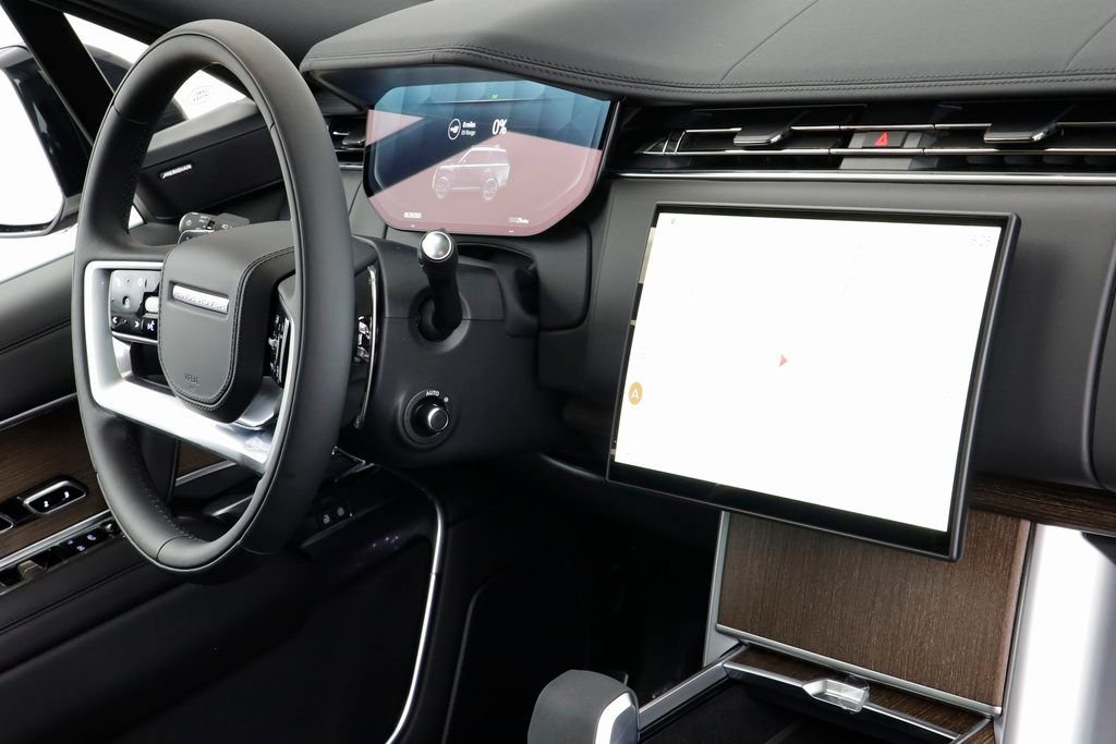 2025 Land Rover Range Rover SE - Photo 22