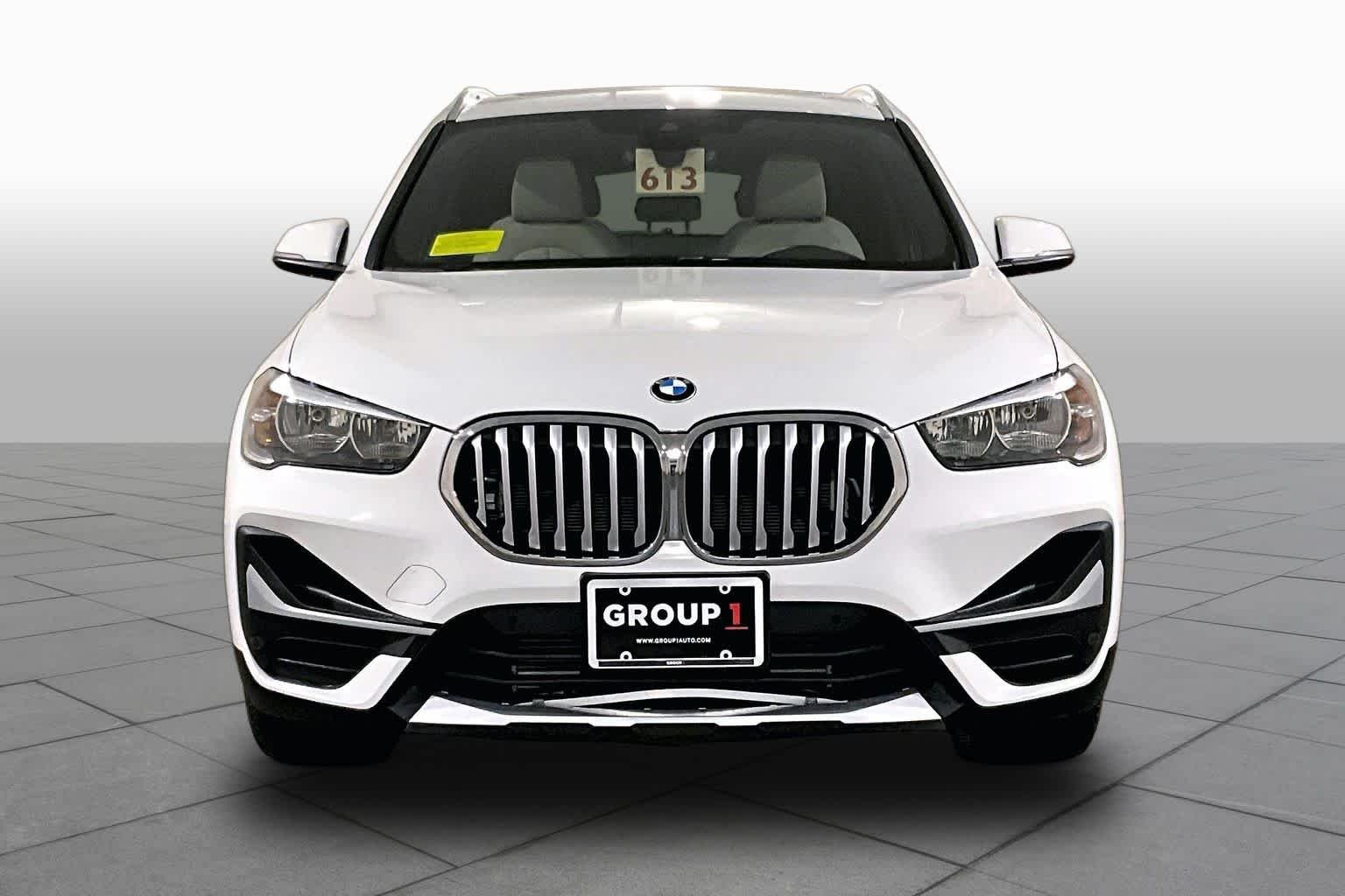 Used 2021 Alpine White BMW xDrive28i image 3