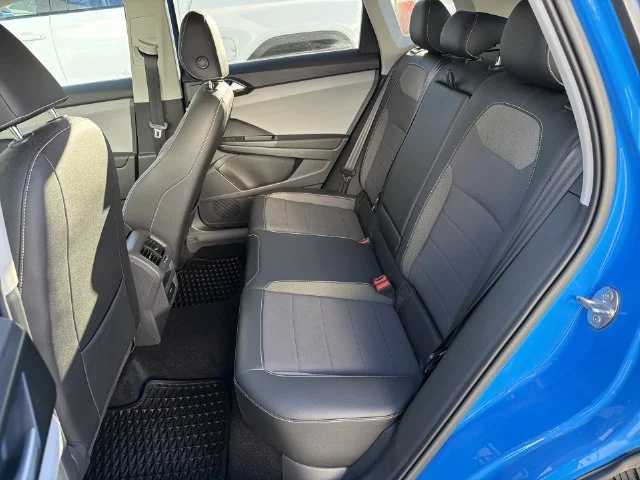 Certified Used 2022  Volkswagen 1.5T SE image 23