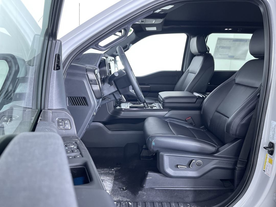 New 2026 Avalanche Ford Lariat image 15