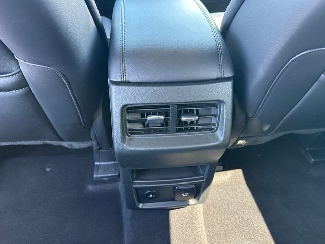 Used 2024 Agate Black Metallic Ford SEL image 16