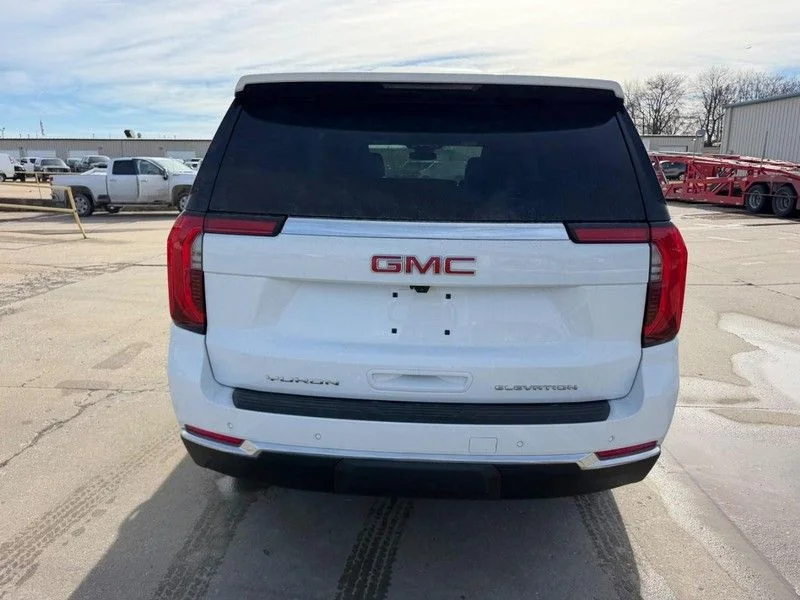 New 2026 White GMC Elevation image 4