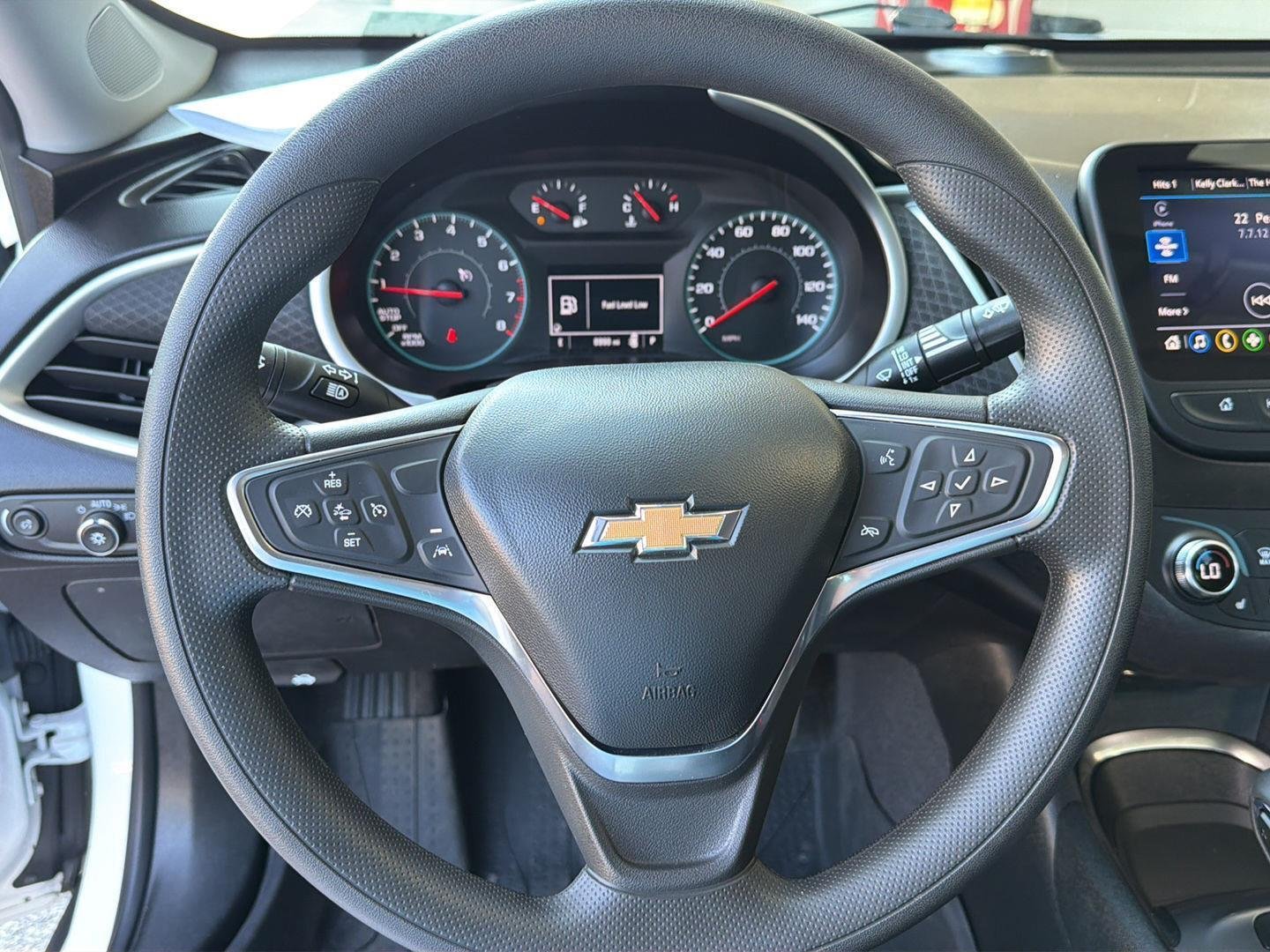 Used 2024 Summit White Chevrolet LT image 19