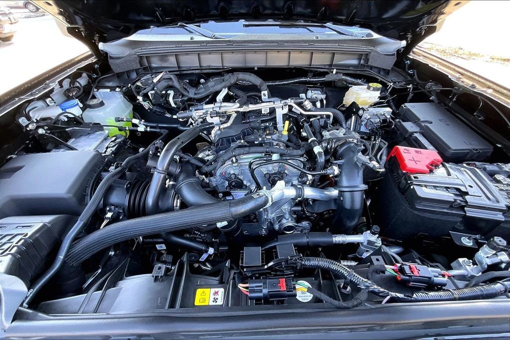 New 2025 Ford Bronco Base 4D Sport Utility