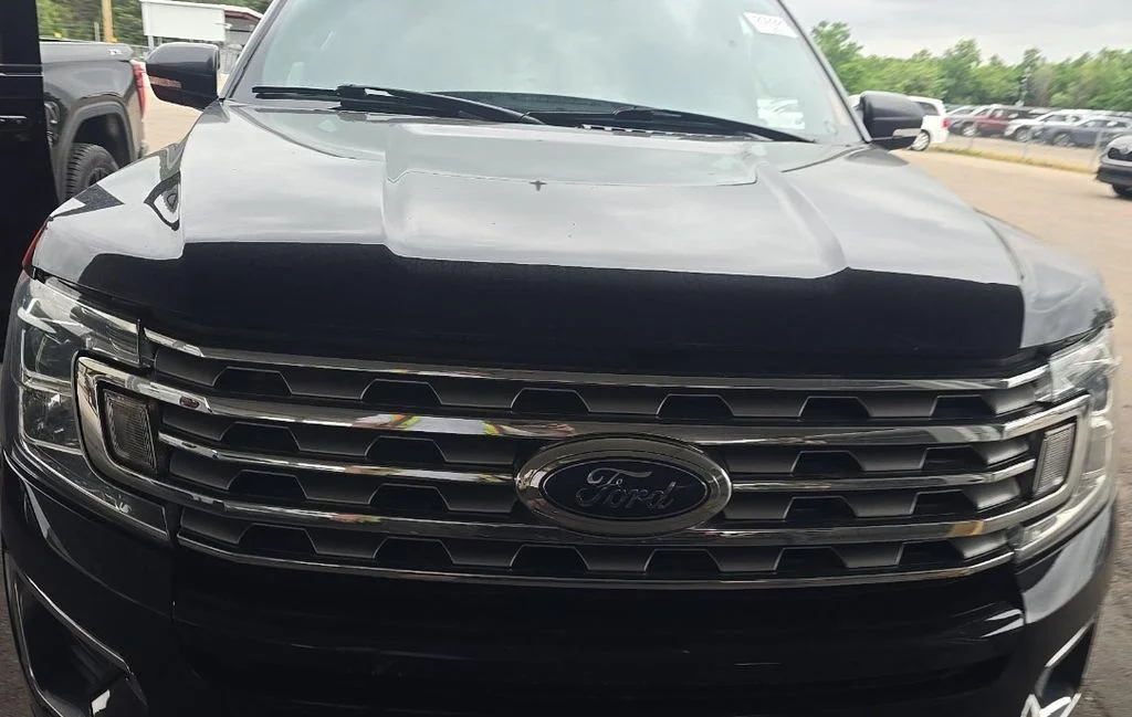 Used 2020 Black Ford Limited image 4