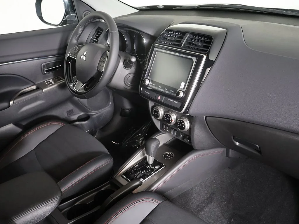 New 2026 Black Mitsubishi 2.0 SE image 25
