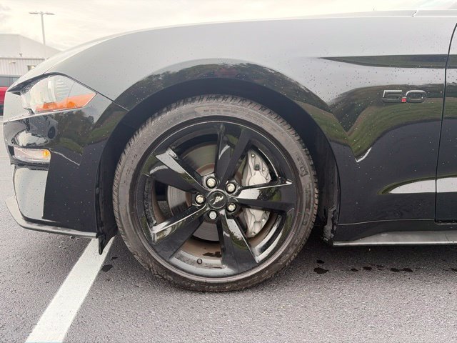 Used 2021 Shadow Black Ford GT Premium image 5