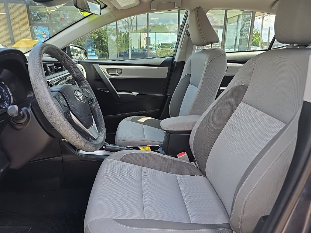 Used 2017 Gray Toyota LE image 27