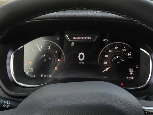 New 2026 Molten Red Pearl-Coat Exterior Paint RAM Laramie image 9