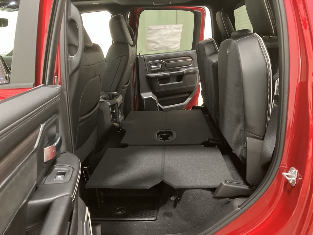 New 2026 Molten Red Pearl-Coat Exterior Paint RAM Laramie image 15