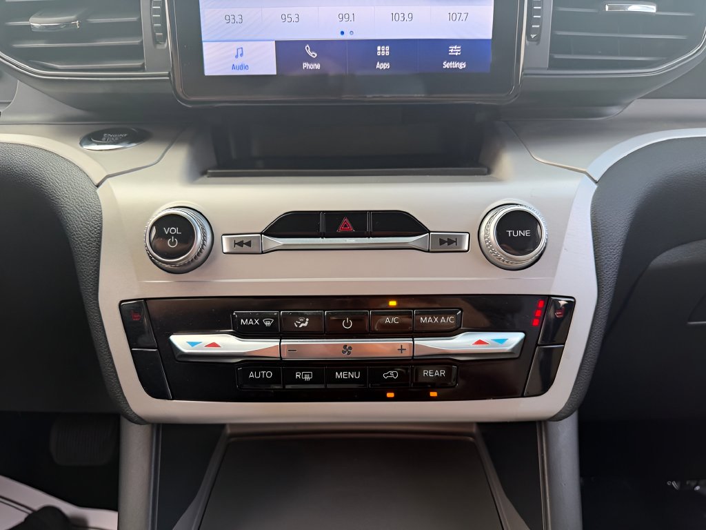 Used 2023 Gray Metallic Ford XLT image 14