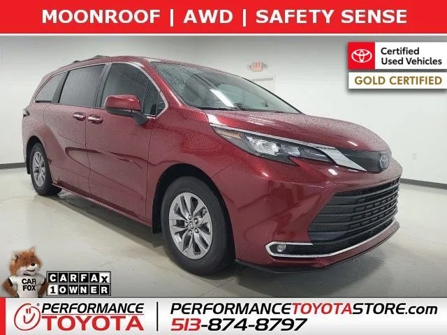 2024 Toyota Sienna XLE