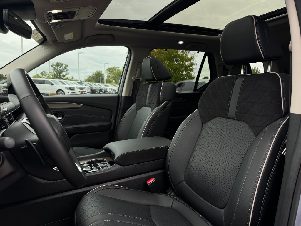 2026 Honda Pilot Elite - Photo 11