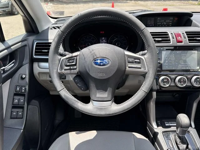 Used 2016 Silver Subaru 2.5i Touring image 17