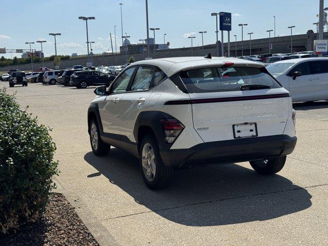 2026 Hyundai Kona SE - Photo 9