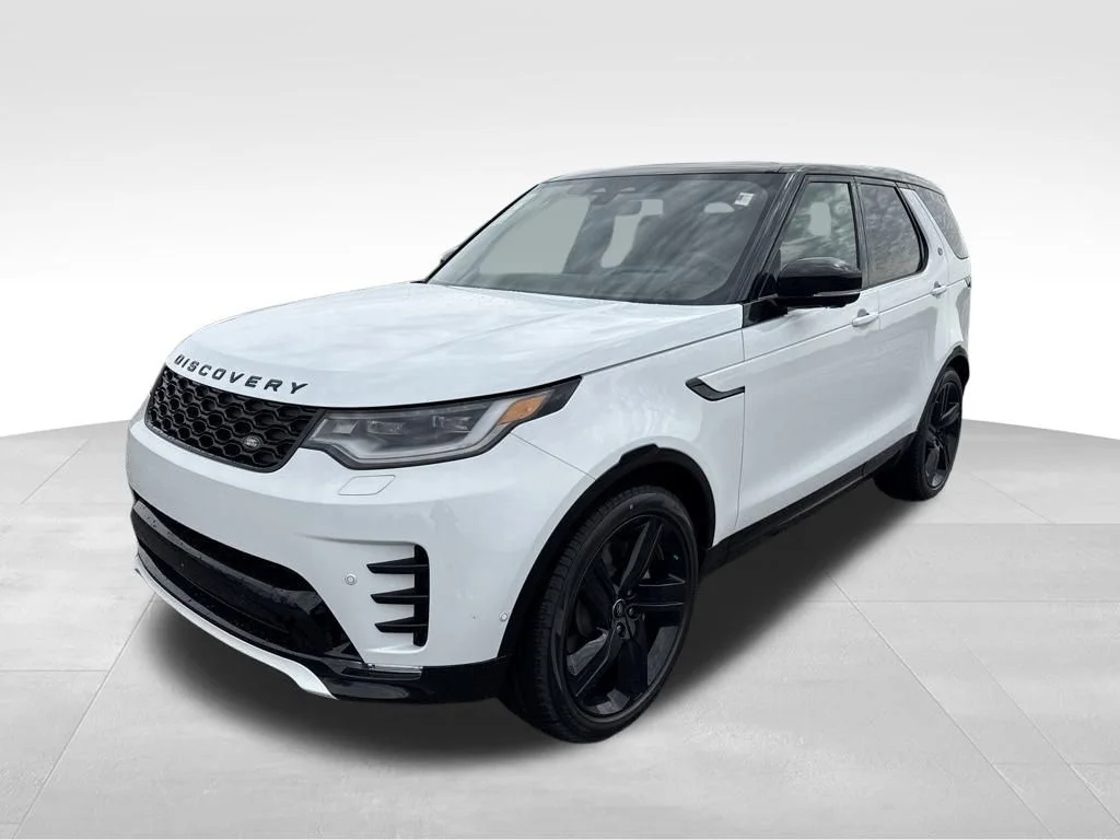2025 Land Rover Discovery P300 Dynamic SE's photo