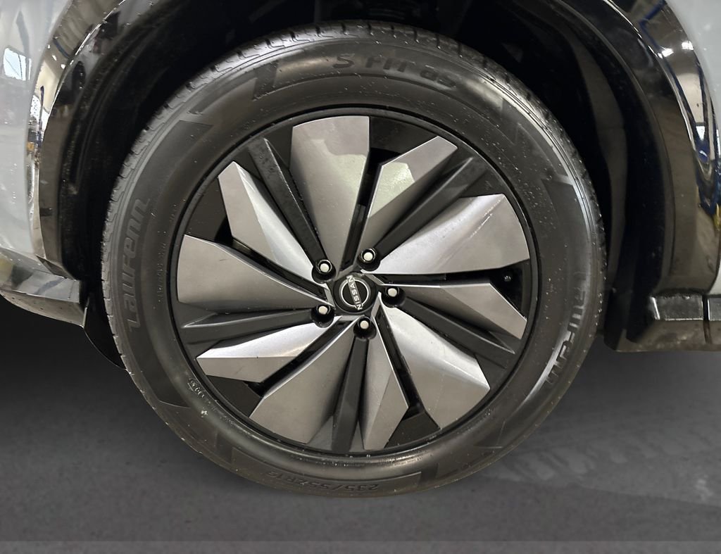 Used 2023 Gray Nissan ENGAGE image 12
