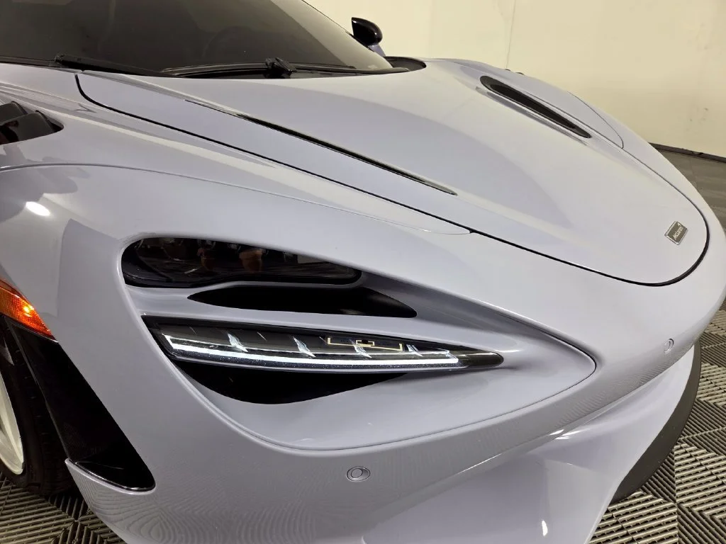 Used 2024 Ceramic Gray McLaren SPIDER image 28
