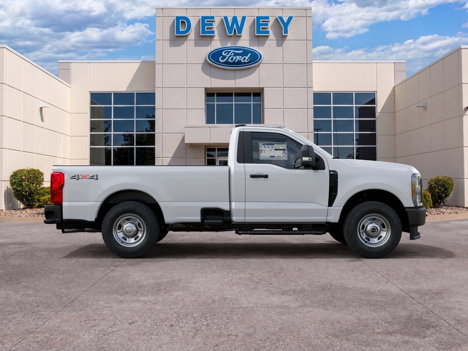 New 2027 Oxford White Ford XL image 5
