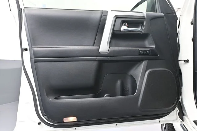 2023 Toyota 4Runner Limited - Photo 19