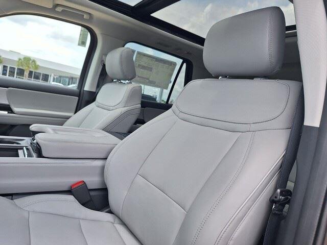New 2026 Agate Black Metallic Ford MAX Active image 13
