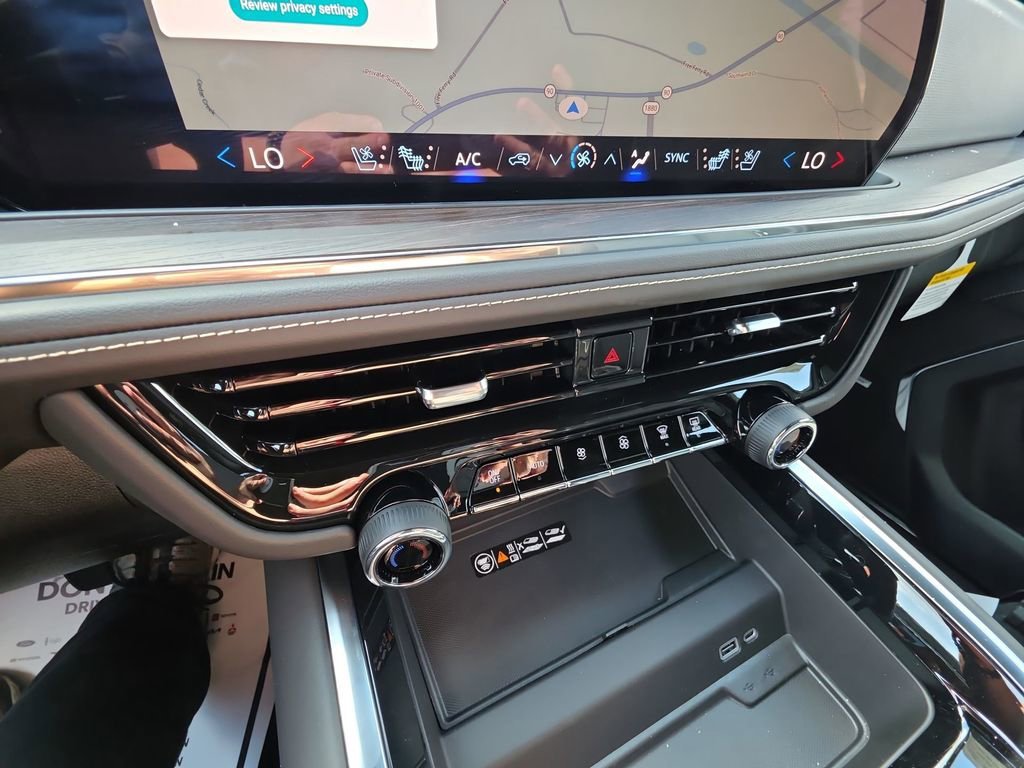 2026 Chevrolet Tahoe Premier - Photo 19
