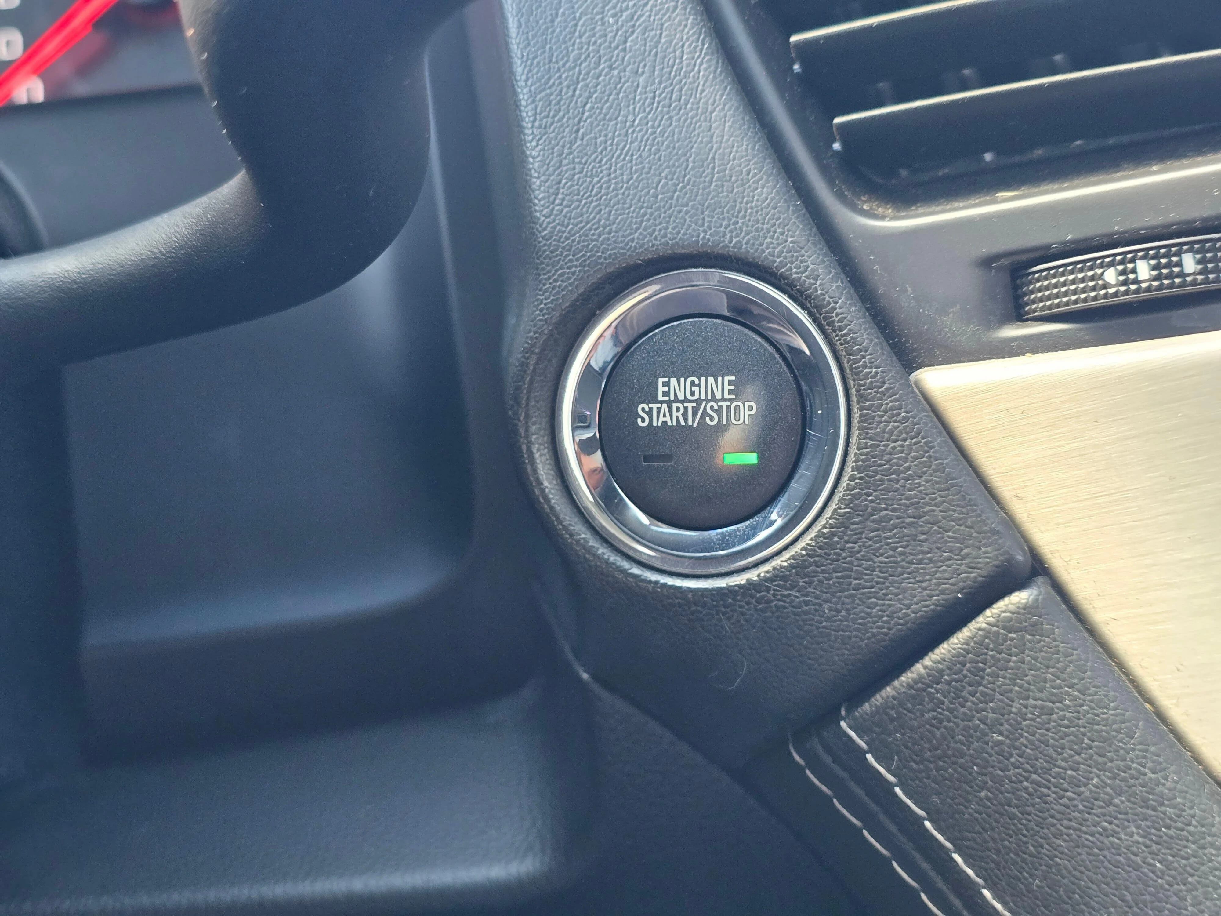 Used 2019 Sky GMC Denali image 26