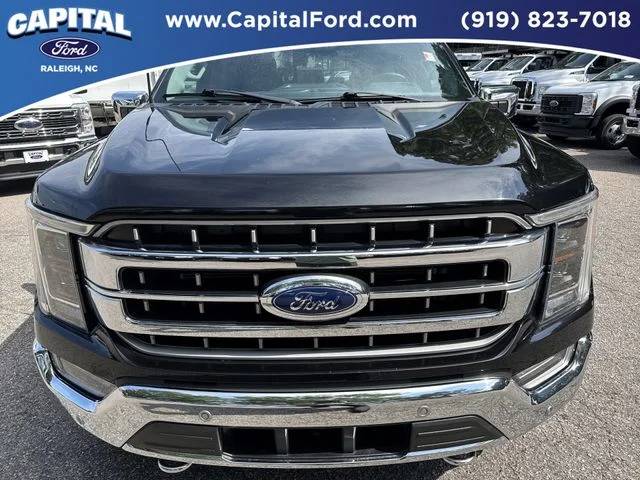 Used 2023 Black Ford Lariat image 10