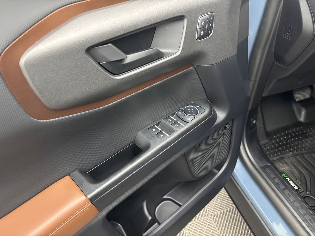 Used 2025 Gray Ford Outer Banks image 16