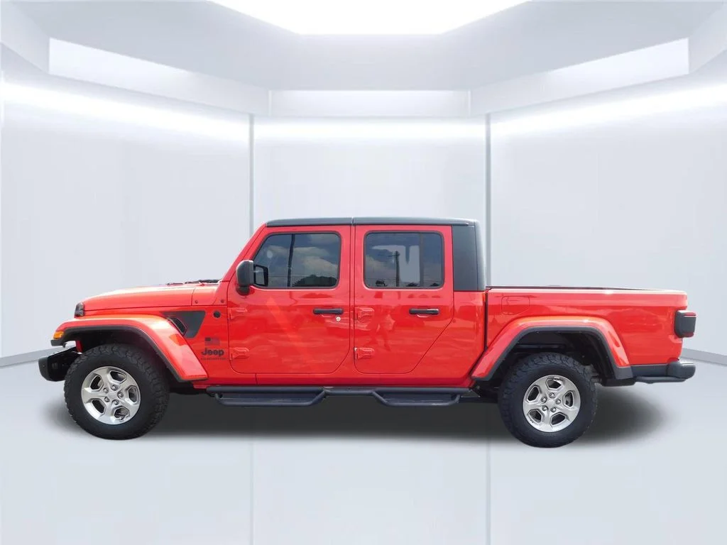 Used 2021 Red Jeep Willys image 8