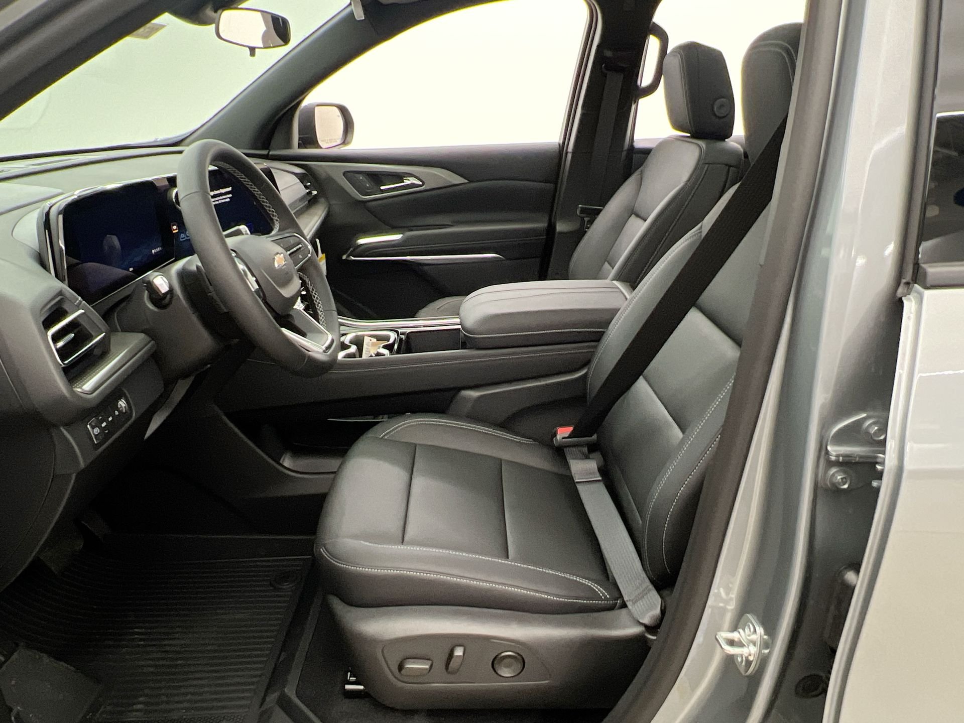 New 2026 Sterling Gray Metallic Chevrolet LT image 63