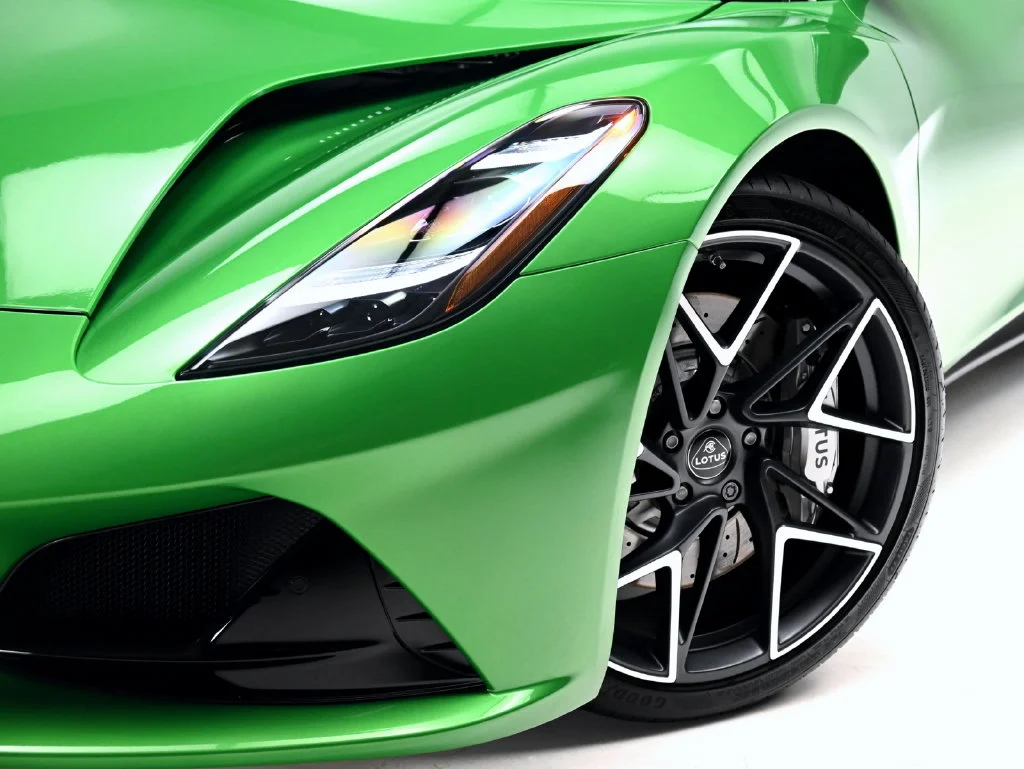 New 2027 EOS Green Lotus  image 30